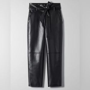 HOST PICK!✨ARITZIA✨ high waisted belted Melina pant